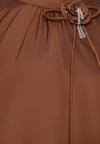 usha BLACK LABEL - Blusa en marrón