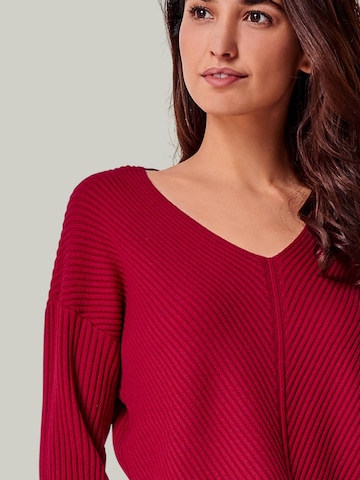 YOU LOOK PERFECT Sweater 'BLOSSOM' in Red