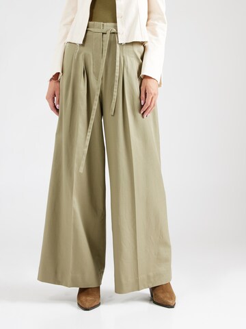 & Other Stories Wide leg Pleat-front trousers in Green: front