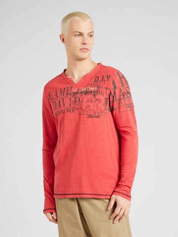 T-Shirt 'The Craftsmen' CAMP DAVID en rouge : devant