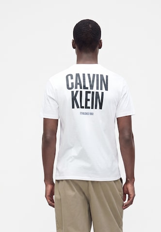 balts Calvin Klein Jeans T-Krekls '30S': no priekšpuses