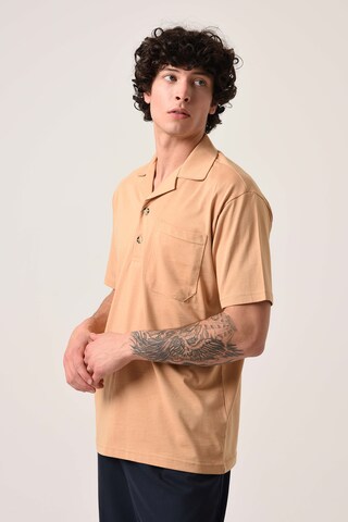 Antioch Shirt in Beige