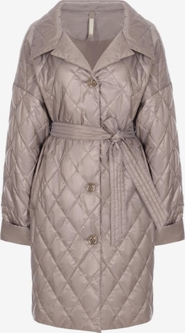 baronia Winter Coat in Beige: front