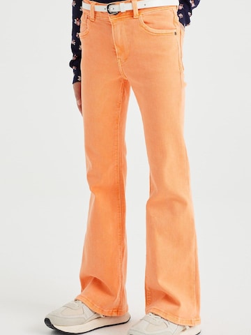 WE Fashion Flared Jeans in Orange