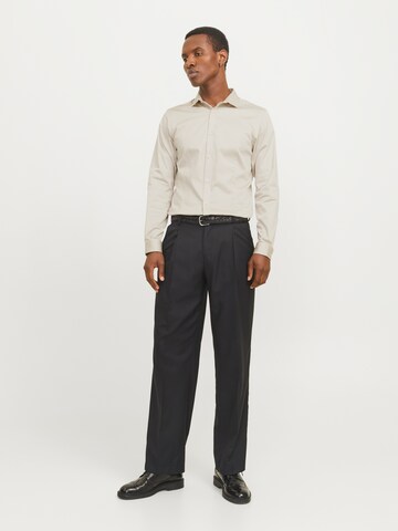Super Slim Fit Camicia 'JJPRParma' di JACK & JONES in beige