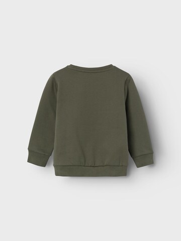 NAME IT Sweatshirt 'Nat Jurassic' in Grün