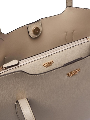 Borsa a spalla 'Melody' di GUESS in beige