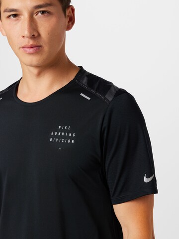 NIKE - Camisa funcionais 'RUN DVN RISE 365' em preto