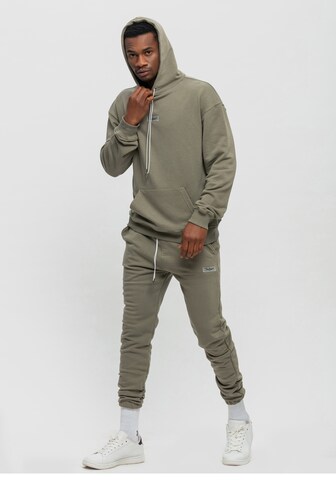 Tom Barron Tracksuit in Green