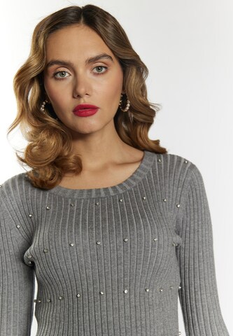 faina Pullover in Grau