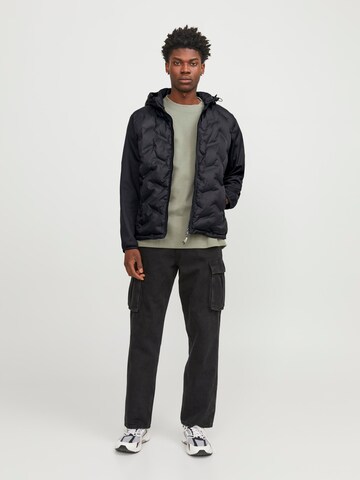 Veste mi-saison 'Hybrid' JACK & JONES en noir