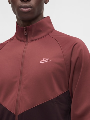 Nike SportswearJogging komplet - crvena boja