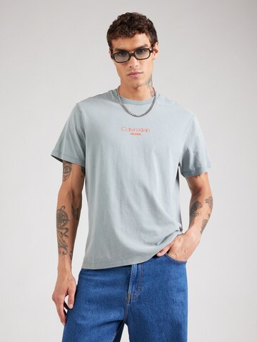 T-Shirt Calvin Klein Jeans en bleu : devant