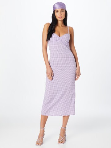 Robe NA-KD en violet : devant