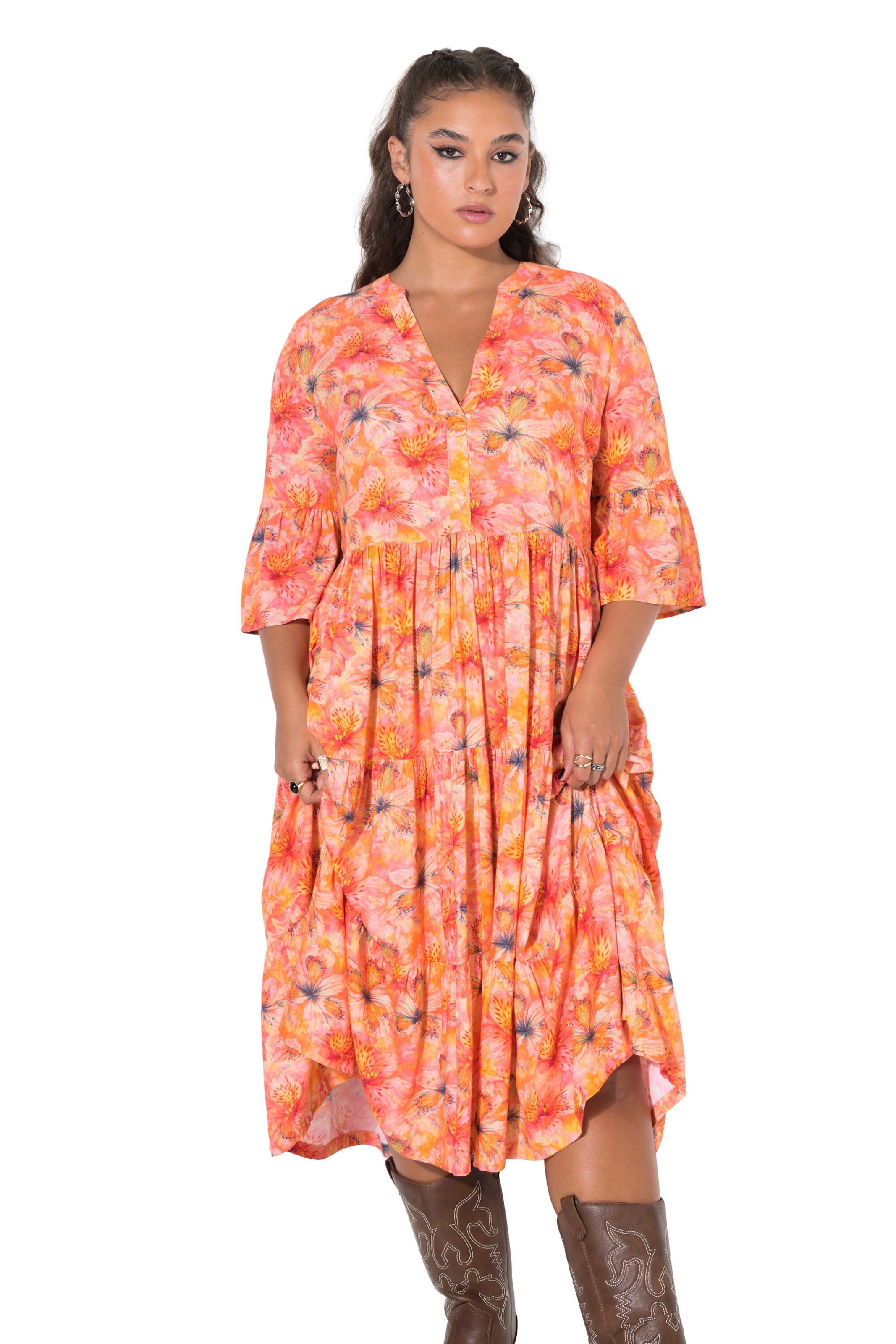 Studio Untold Dress in Orange: front