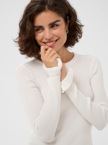 Kaffe Sweater 'KAAriela' in White