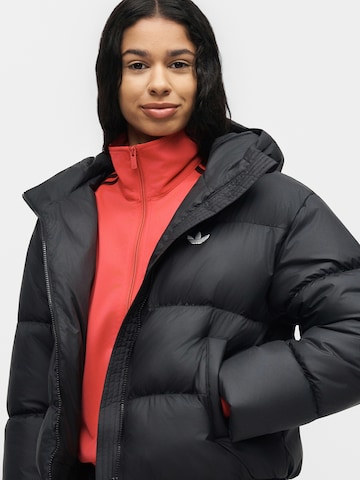 Geacă de iarnă de la ADIDAS ORIGINALS pe negru