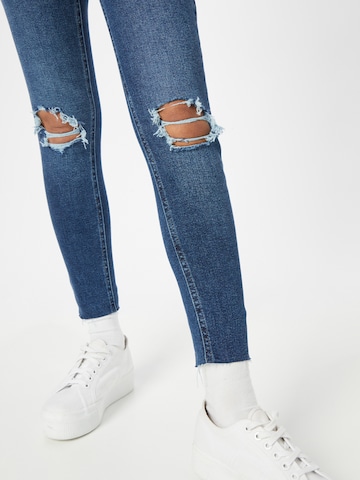 Skinny Jeans de la NEW LOOK pe albastru