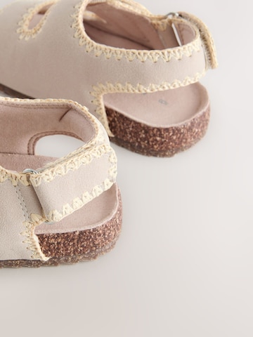 Next Sandalen in Beige