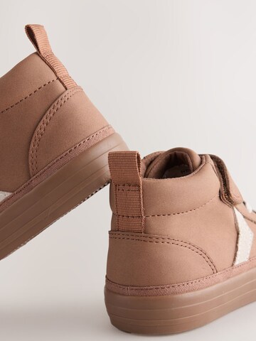 Next - Botas en marrón