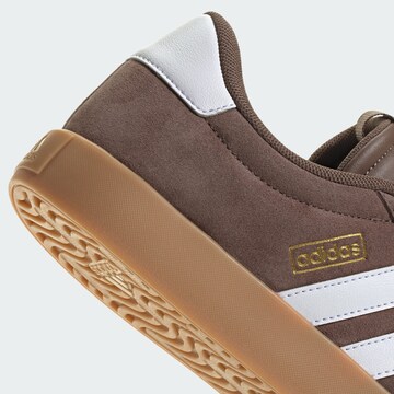 Baskets basses 'VL Court 3.0' ADIDAS SPORTSWEAR en marron