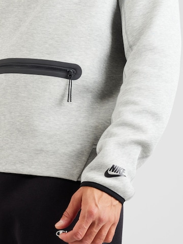 Nike Sportswear Свитшот в Серый