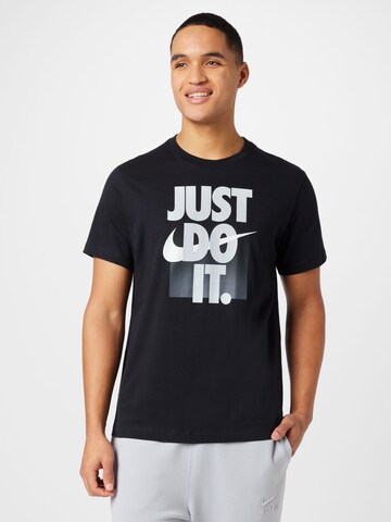 Tricou de la Nike Sportswear pe negru: față