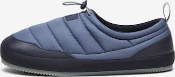 PUMA Slip-Ons in Blue: front