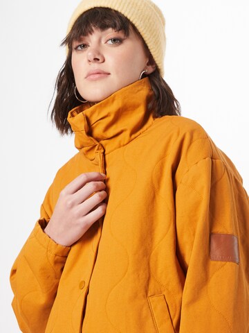 Pepe Jeans Between-Season Jacket 'FAE' in Orange