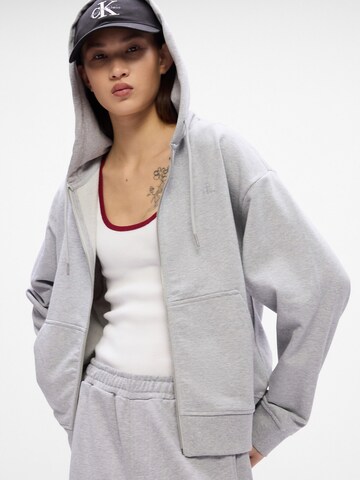 Calvin Klein Jeans Jopa na zadrgo | siva barva