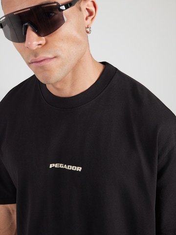 Tricou 'Colne' de la Pegador pe negru