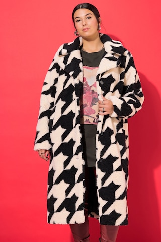 Studio Untold Winter Coat in Black