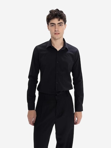 Slim fit Camicia business di Giesto in nero: frontale