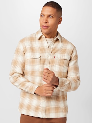 LEVI'S ® - Ajuste confortable Camisa 'Jackson Worker' en marrón: frente