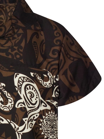 Maglietta 'Maori Chest' di King Kameha in marrone