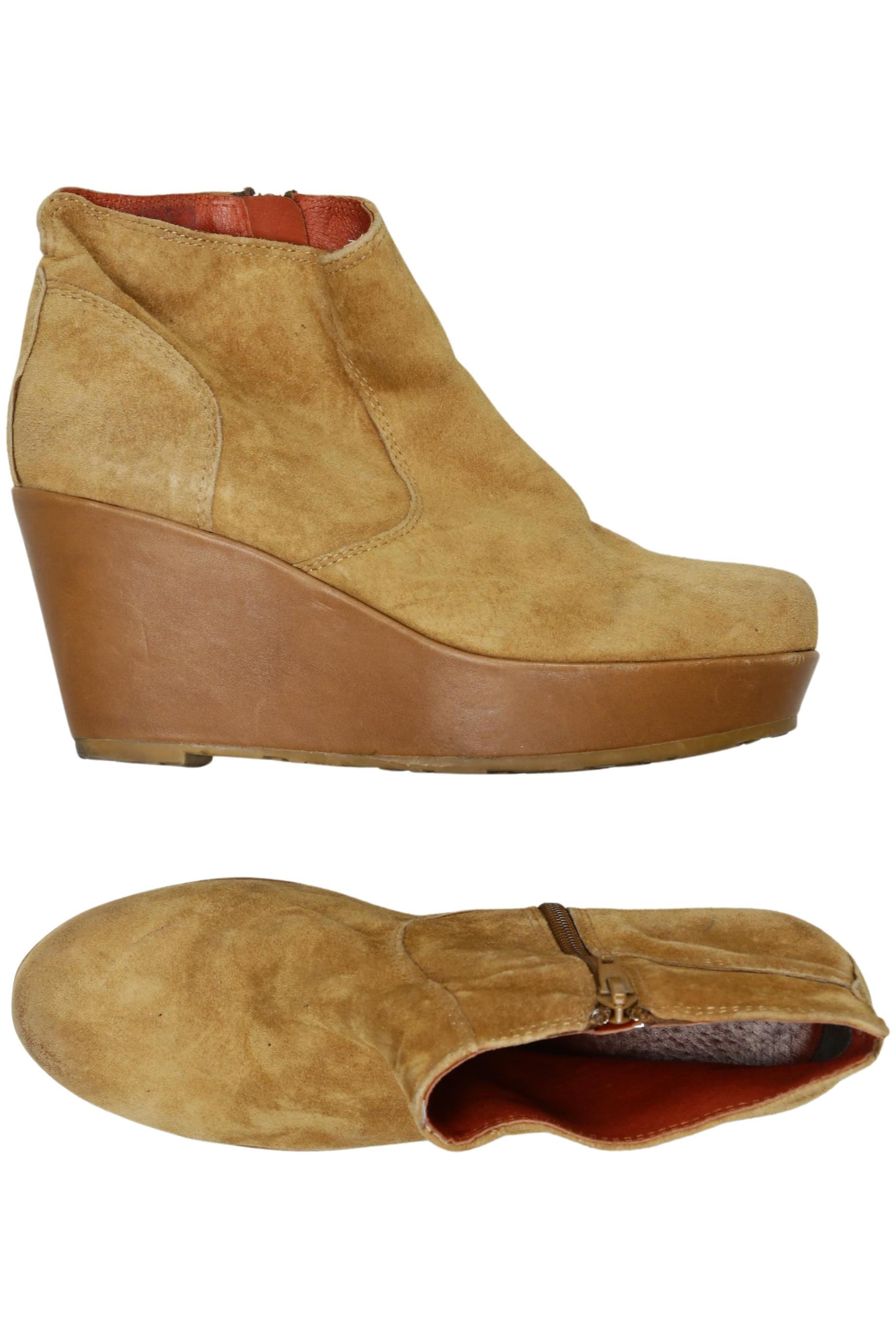 Liebeskind Berlin Dress Boots in 39 in Brown: front