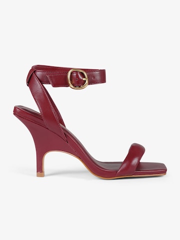 Sandalo di CARRANO in rosso: frontale