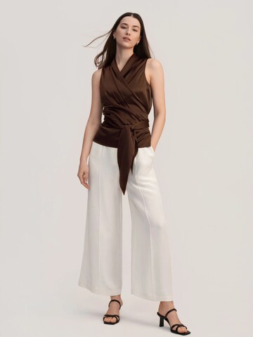 Camicia da donna 'Elegante Seide Wickelbluse' di Lilysilk in marrone
