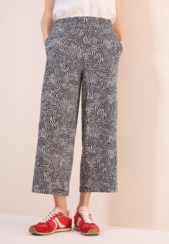 CECIL Loose fit Pants in Grey: front