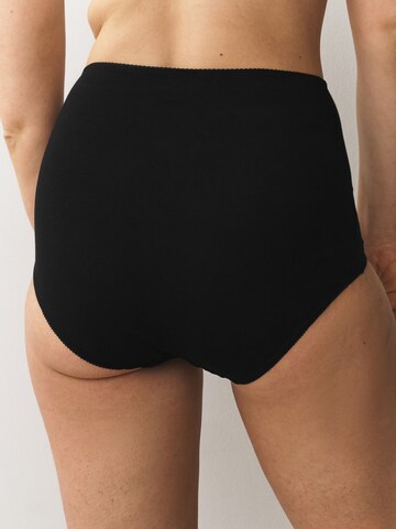 Next Püksikud, värv must