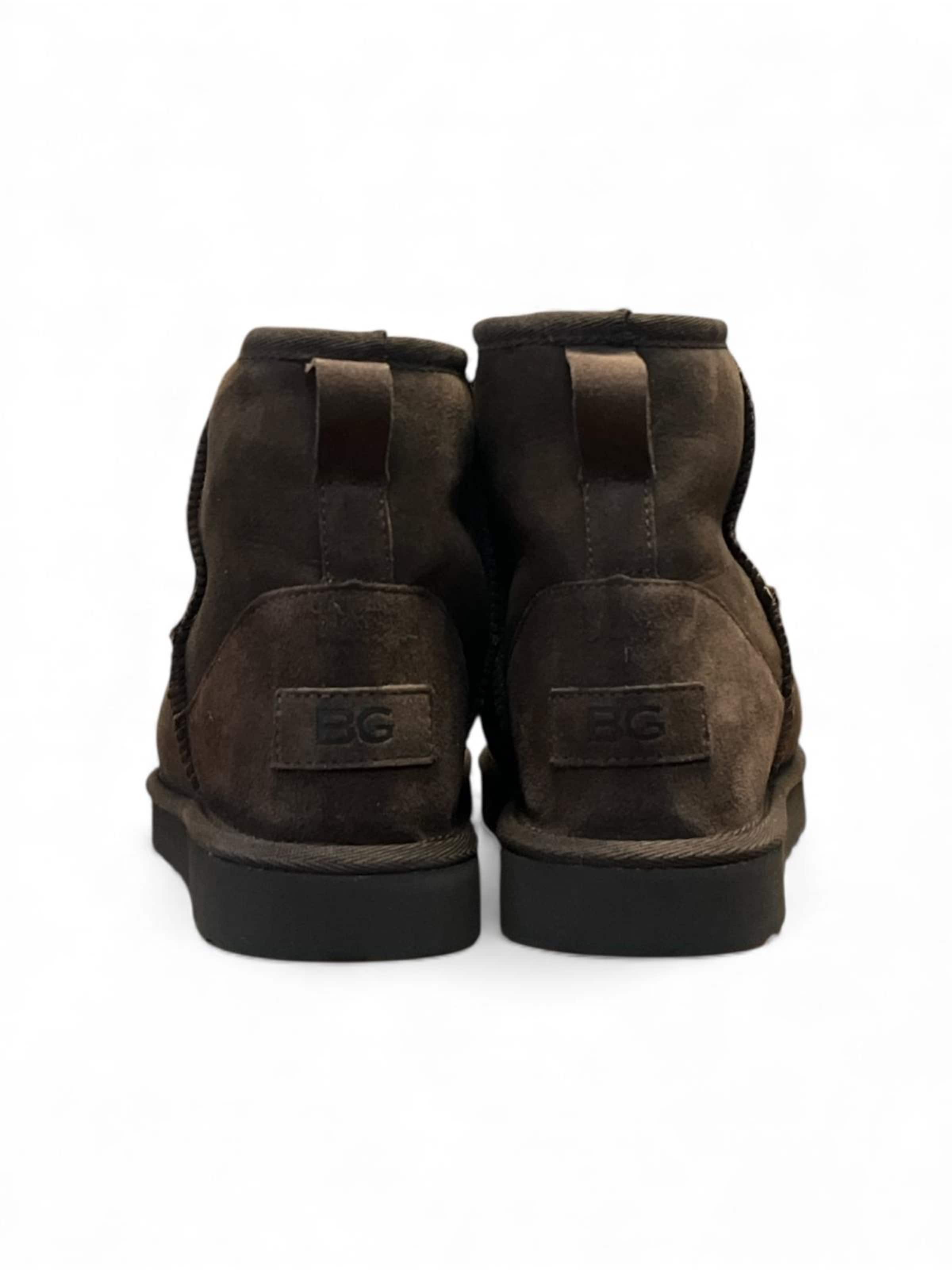 Begoria Booties 'Suede' in Brown