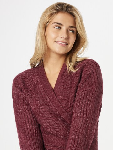 Noisy may Sweater 'JAMIL' in Red