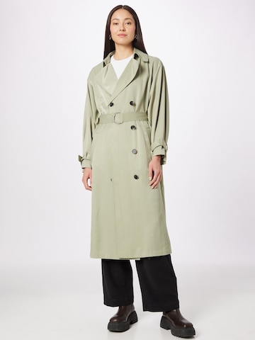 s.Oliver BLACK LABEL Ανοιξιάτικο και φθινοπωρινό παλτό σε πράσινο: μπροστά