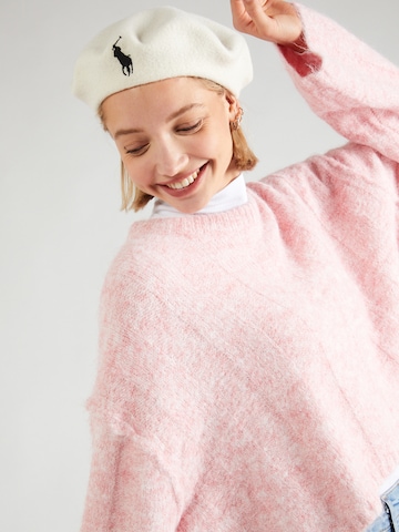 TOPSHOP Sweater in Pink