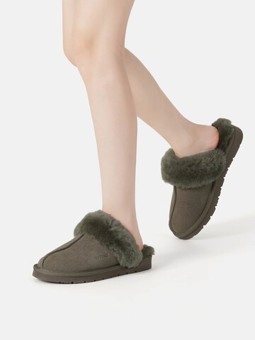 Everau - Zapatillas de casa 'Raven' en marrón