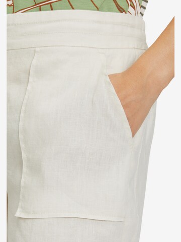 Betty Barclay Loose fit Pants in Beige