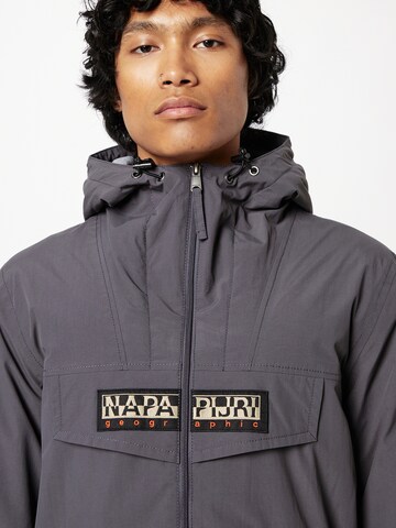 NAPAPIJRI Jacke 'RAINFOREST' in Grau