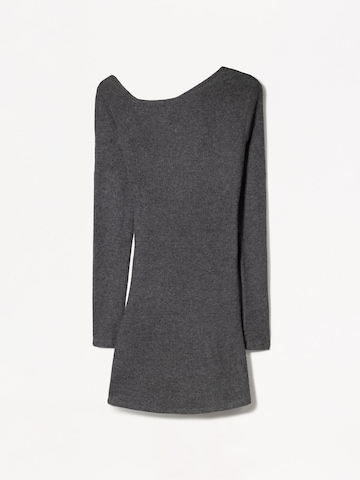 Robe Bershka en gris