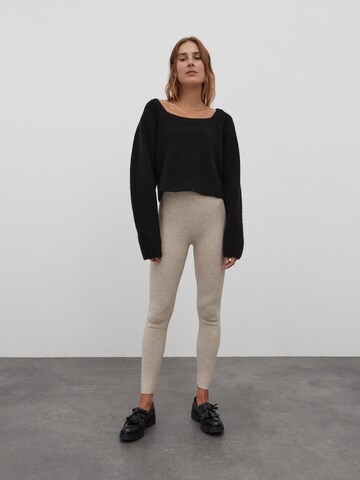 Skinny Leggings 'Leana' di EDITED in beige