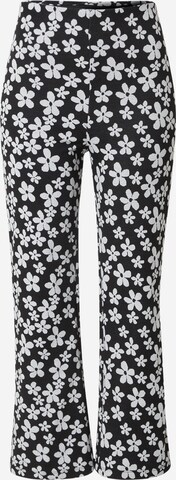 Flared Pantaloni di Monki in nero: frontale